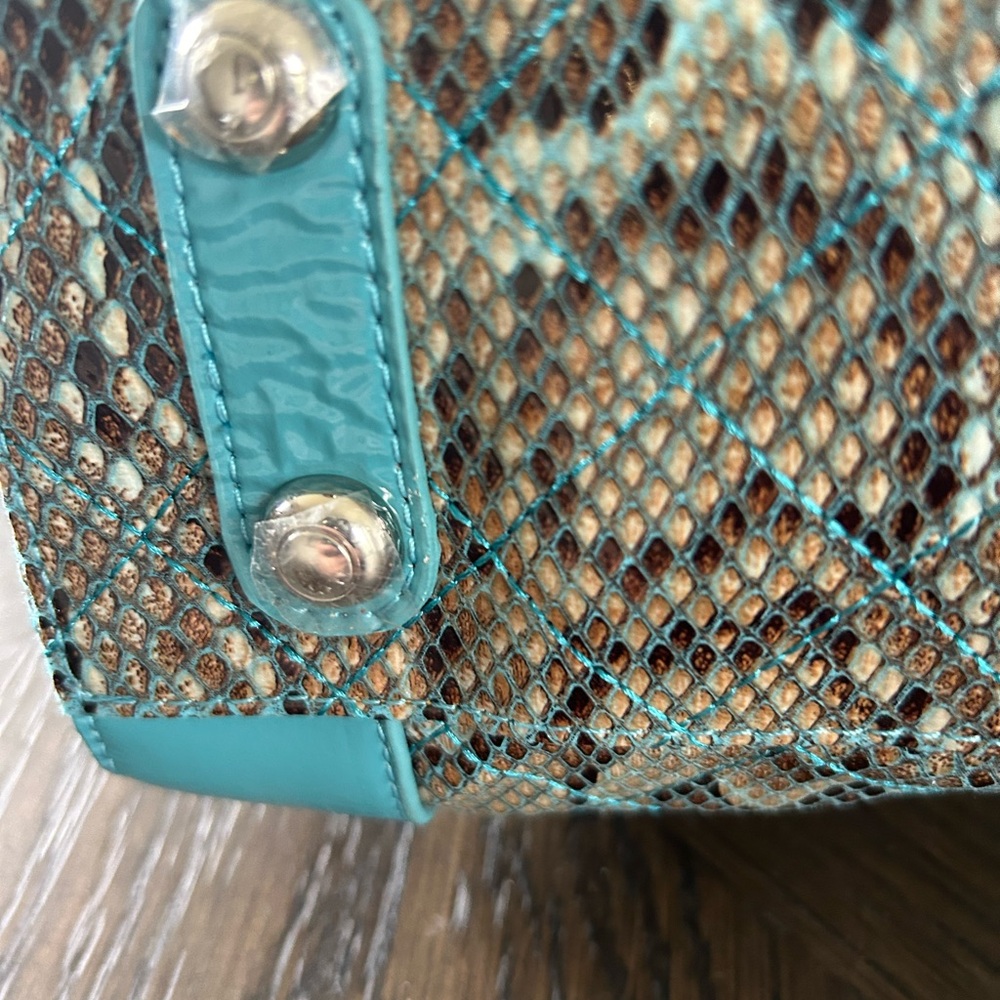 Sharif Teal Snake-Pattern Shoulder Bag w Silver Accents - Picture 5 of 10